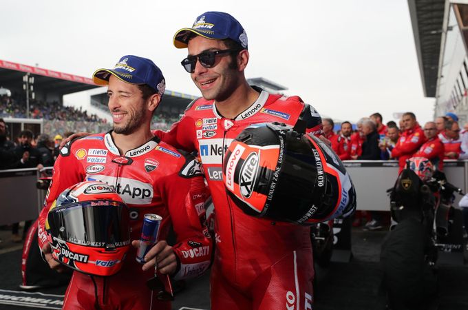 MotoGP 2019: Andrea Dovizioso a Danilo Petrucci, Ducati