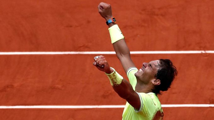 Rafael Nadal slaví svůj celkem osmnáctý grandslamový titul.