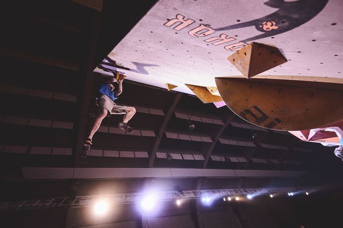 Bouldering