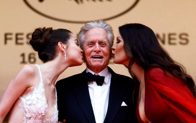 Carys Zeta Douglas, Michael Douglas a Catherine Zeta-Jones.