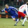Fotbal, Polsko - San Marino: Grzegorz Krychowiak (vpravo) - Andy Selva