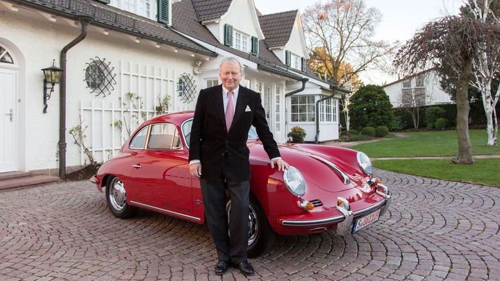 Šéf Porsche je v Salcburku za lakomce, vjezd do svého tunelu prý získal za drobné