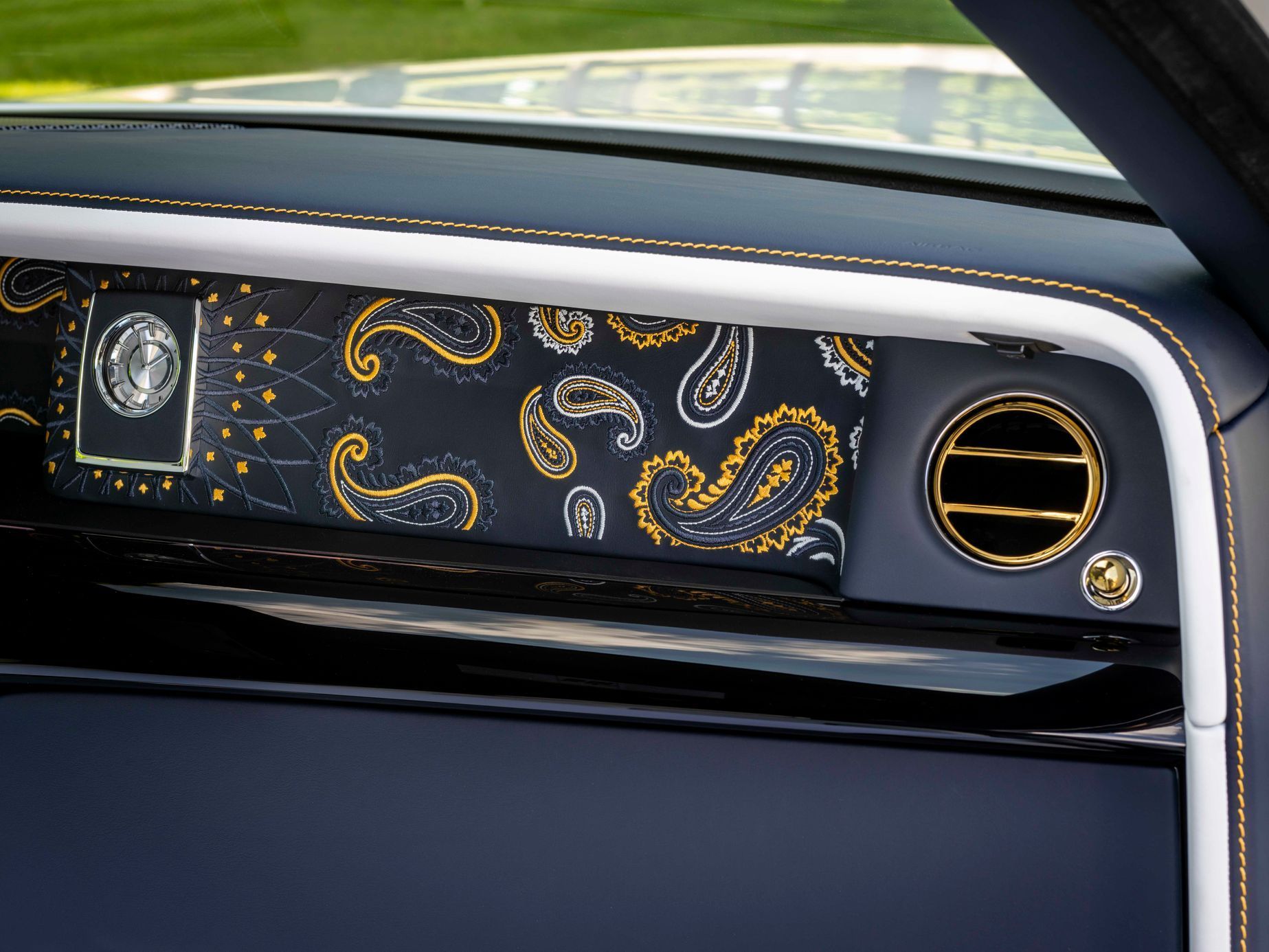 Rolls-Royce Phantom Paisley Gallery