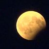 Země zakryla Měsíc. Podívejte se na částečné zatmění pohledem z Pardubic