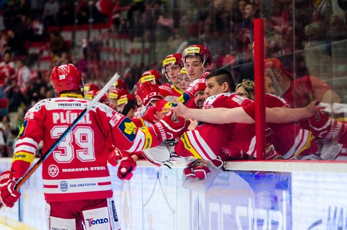 Hokejová extraliga: Třinec - Slavia (Plíhal)