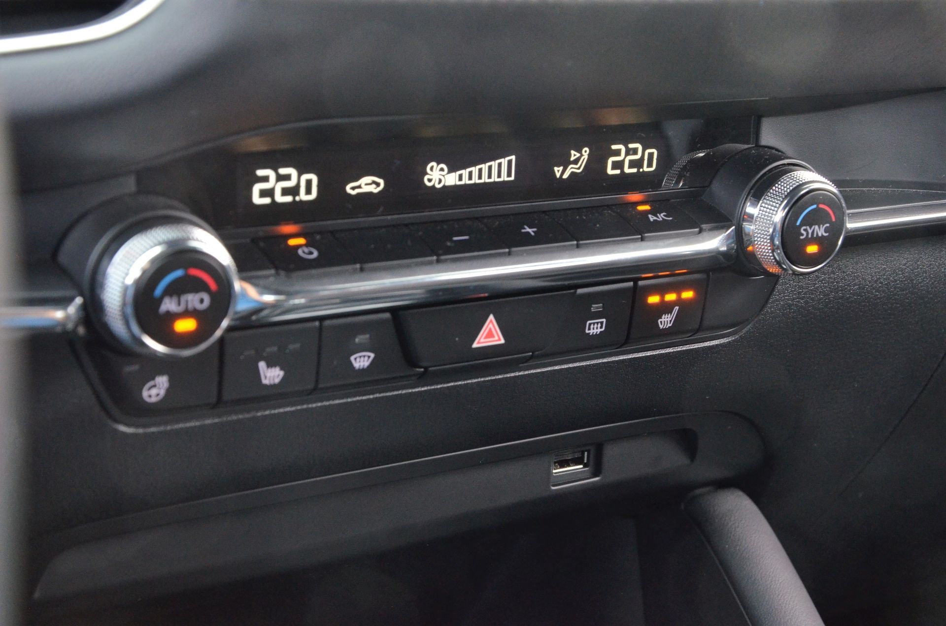 Mazda 3 2020 Skyactiv-G122