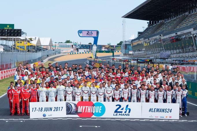 24 hodin Le Mans 2017: 180 jezdců před startem