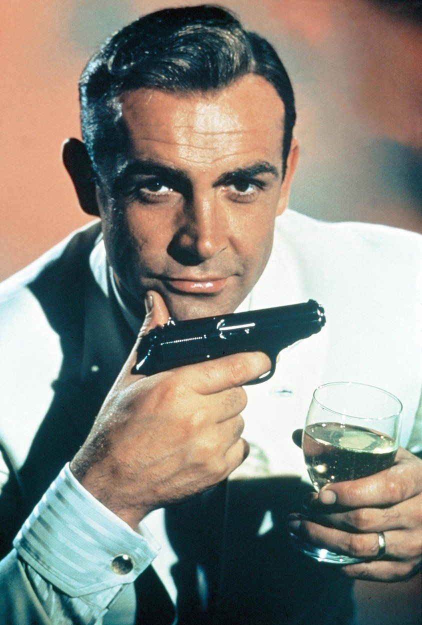 James Bond, žena.cz