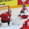Lukáš Sedlák (23) před soupeřovou brankou ve finále MS 2024 Česko - Švýcarsko