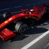 Sebastian Vettel ve Ferrari při druhých testech F1 v Barceloně 2020