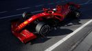 Sebastian Vettel ve Ferrari při druhých testech F1 v Barceloně 2020