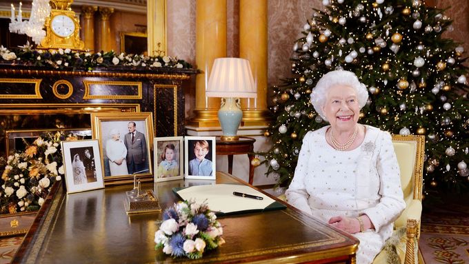 Královn Alžběta 2 při vánočním poselství