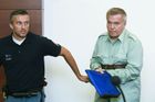 Lékař Barták dostal další trest, za plánování vražd ho soud poslal na 15 let do vězení