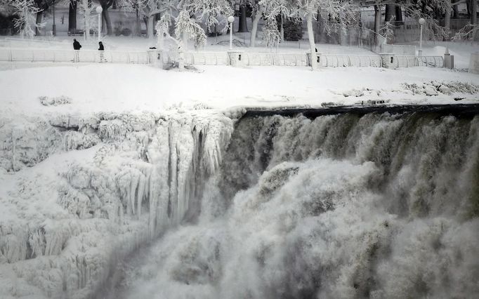 Americká strana Niagarských vodopádů.