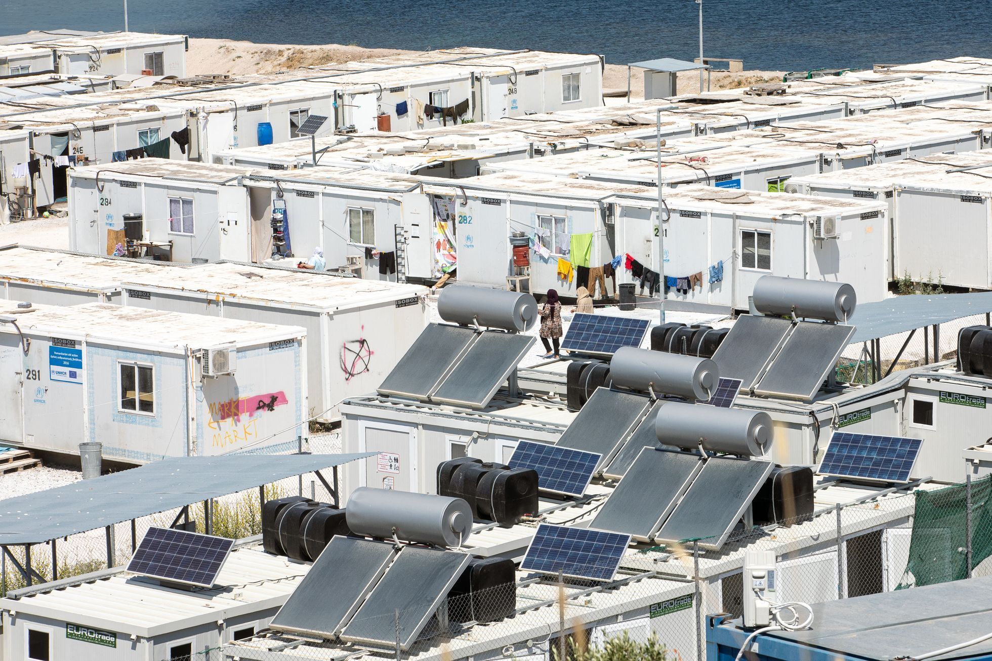 Uprchlický tábor Kara Tepe na ostrově Lesbos v Řecku, uprchlíci, migranti, uprchlická krize
