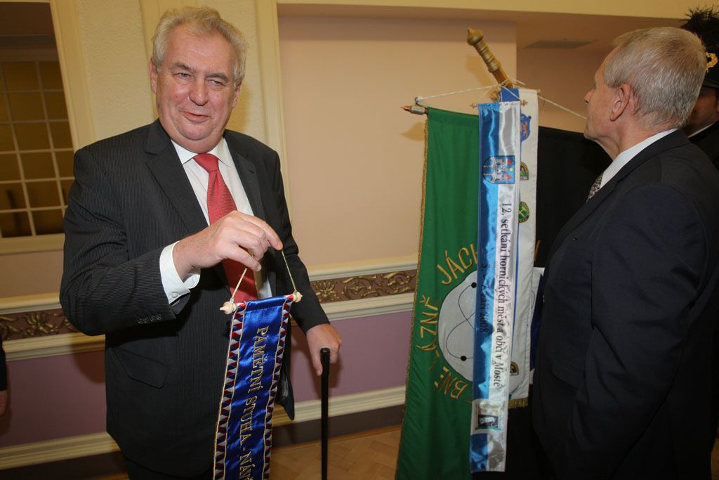 Zeman na návštěvě Karlovarského kraje