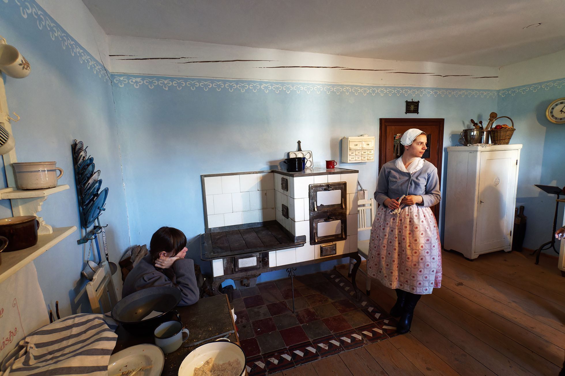 Advent ve skanzenu v Kouřimi. Mýtické postavy a zvyky na fotkách, prosinec 2023