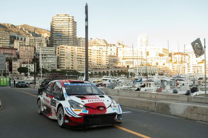 Sébastien Ogier (Toyota) na trati Rallye Monte Carlo 2021