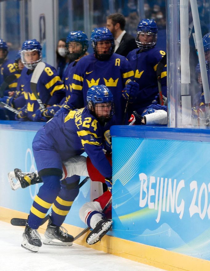 České hokejistky v zápase se Švédskem na olympiádě v Pekingu 2022 (Noemi Neubauerová)