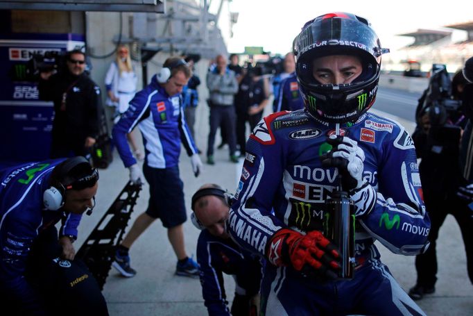 Yamaha rider Jorge Lorenzo of Spain takes part in the third free practice session of the French Grand Prix in Le Mans circuit, May 17, 2014. REUTERS/Stephane Mahe (FRANCE