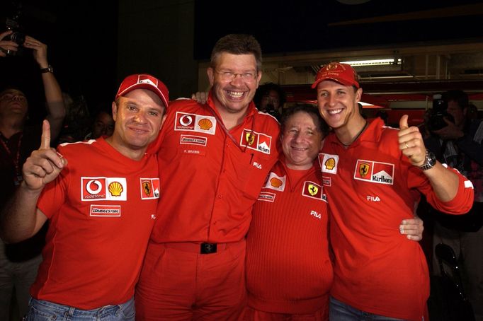 F1, VC Japonska 2003: Rubens Barrichello, Ross Brawn, Jean Todt a Michael Schumacher, Ferrari