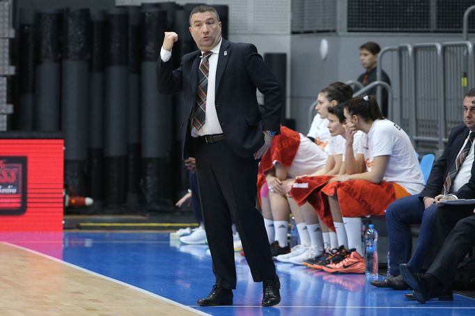 EL basketbal: ZVVZ USK Praha - Schio: