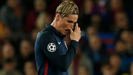 FC Barcelona-Atlético Madrid: Fernando Torres po vyloučení