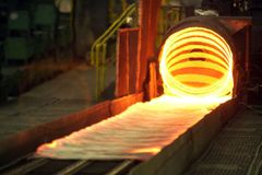 Konec hádek s Arcelorem, Evraz znovu vyrábí ocel