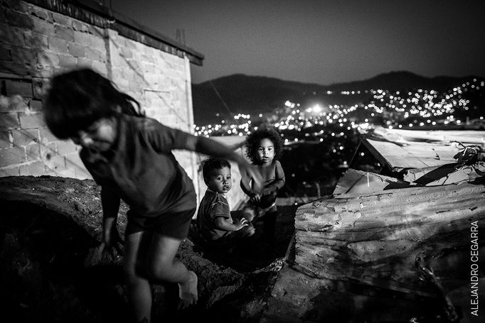 Alejandro Cegarra - Venezuela. Snímky nominované na World Press Photo v kategorii Dlouhodobý projekt