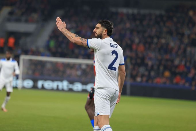 Samuel Gigot v zápase EL Viktora Plzeň - Lazio