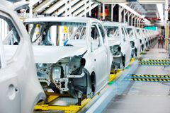 Rekordní prodej luxusních aut pomohl VW k růstu zisku