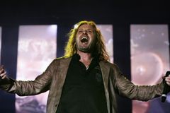 Kapely Vypsaná fixa a Kabát nebo šansoniérka Rozálie chystají turné na jaro