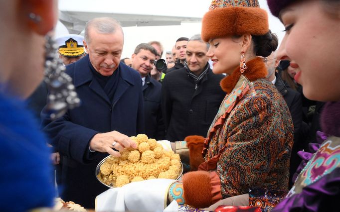 Světoví státníci přijíždí do Ruska na setkání skupiny BRICS.