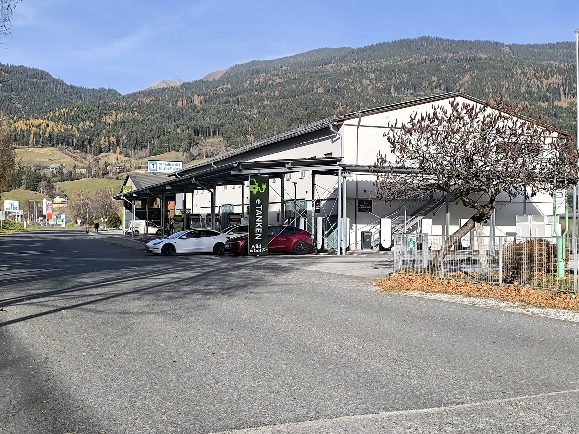 Tesla Model Y Performance Chorvatsko 2025