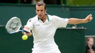 Radek Štěpánek (48. místo) - Loni ho ve třetím kole vyřadila světová jednička Novak Djokovič. V Eastbourne se letos na trávě docela rozjel, vypráskal nasazeného Němce Kohlschreibera a došel až do čtvrtfinále. V prvním kole Wimbledonu se utká s Australanem Mattem Reidem.