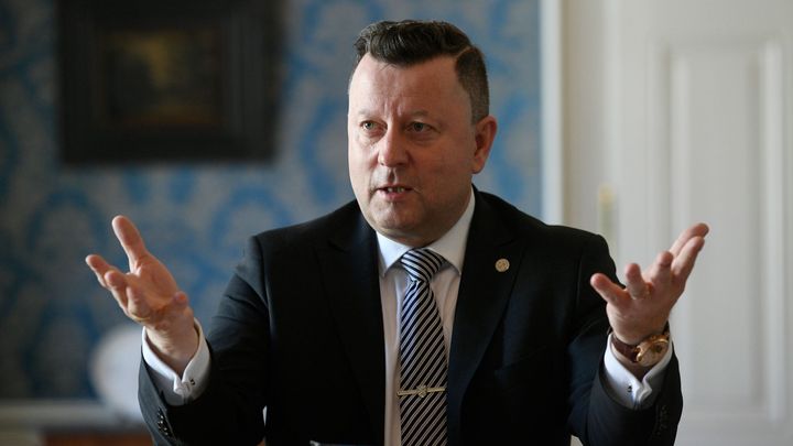 Vyřízení kompetenční žaloby může trvat týdny, řešení sporu o Staňka by neurychlilo