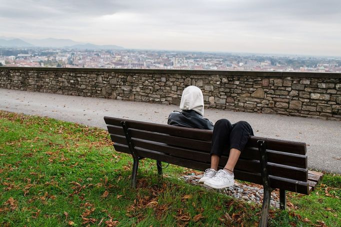 Průřez tvorbou fotografa Týdeníku Respekt Matěje Stránského za rok 2020.