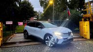 Během dlouhodobého testu Megane absolvoval i zahraniční cesty. Jedna z nich vedla do českého přístavu v Hamburku.