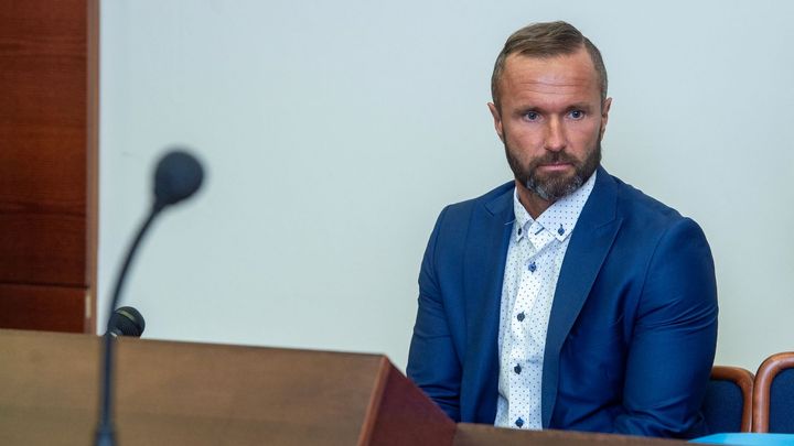 Manželé Nečesaní žádají ve své kauze jiného soudce, Lněnička soudil jejich syna