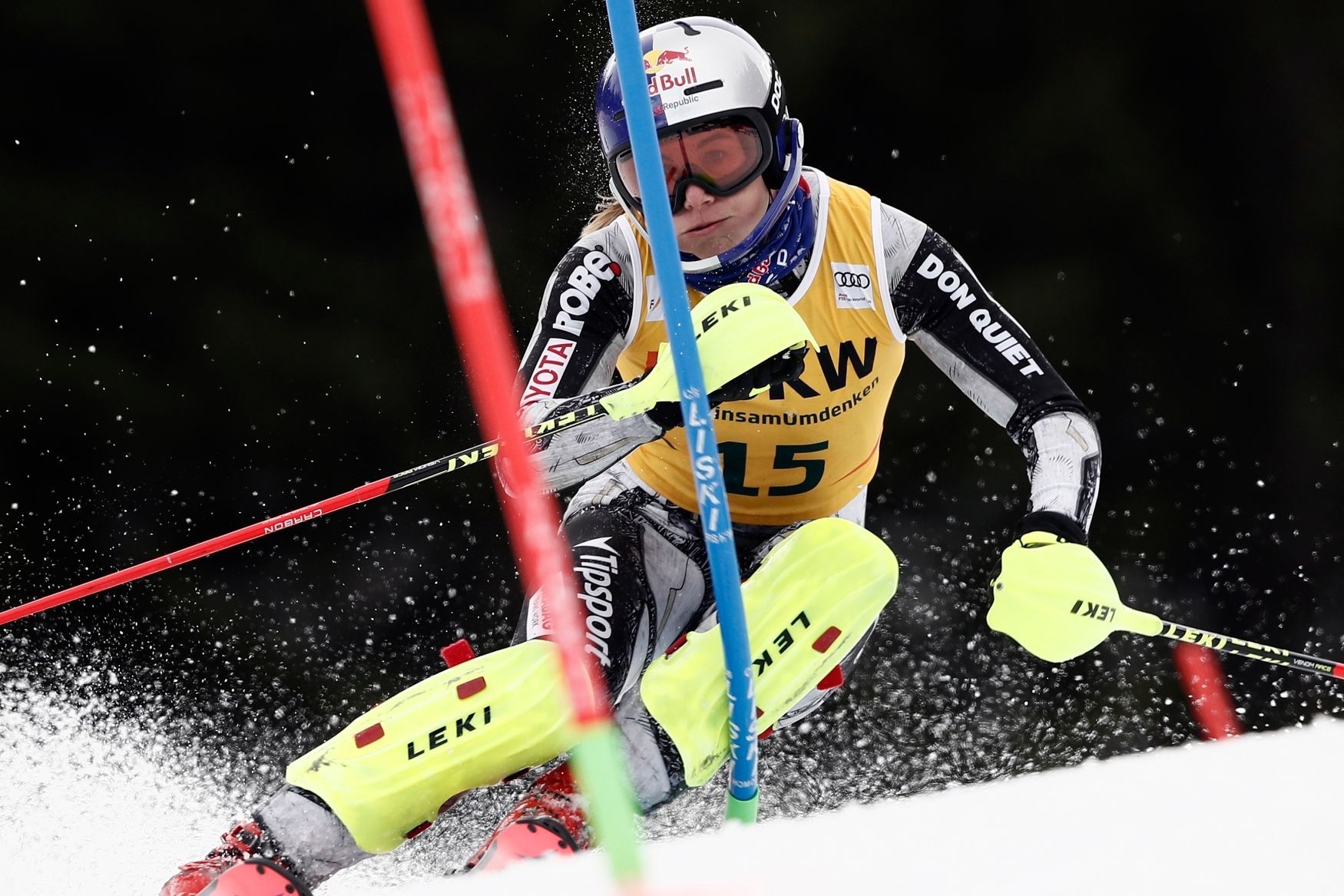 Ester Ledecká ve slalomu do kombinace SP v Crans Montaně