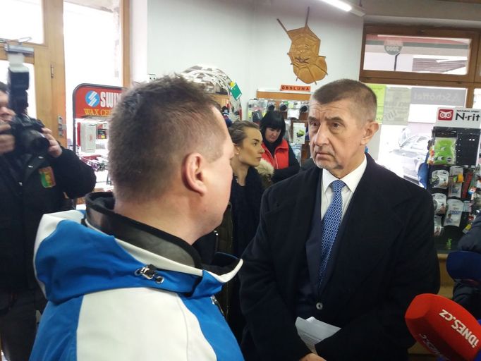 Andrej Babiš mezi podnikateli v Harrachově při startu druhé fáze EET