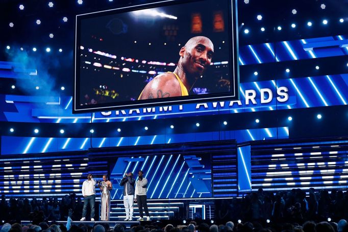 62nd Grammy Awards - Show - Los Angeles, California, U.S., January 26, 2020 - Show host Alicia Keys performs with Boyz II Men under an image of the late NBA basketball pl