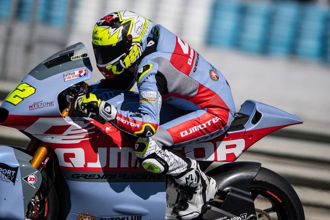 Filip Salač při testech Moto2 před sezonou 2023