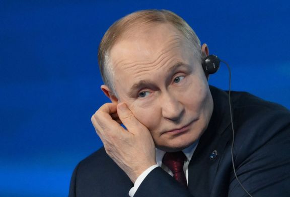 Ruský prezident Vladimir Putin na mezinárodní konferenci v ruském Soči, 2. října 2025.