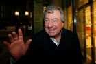 Zemřel herec a režisér Terry Jones, známý ze skupiny Monty Python. Bylo mu 77 let