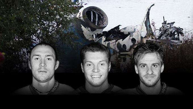 Při leteckém neštěstí zahynul 7. září 2011 celý hokejový tým Lokomotivu Jaroslavl. Mezi obětmi byli i tři čeští mistři světa, Karel Rachůnek, Josef Vašíček a Jan Marek