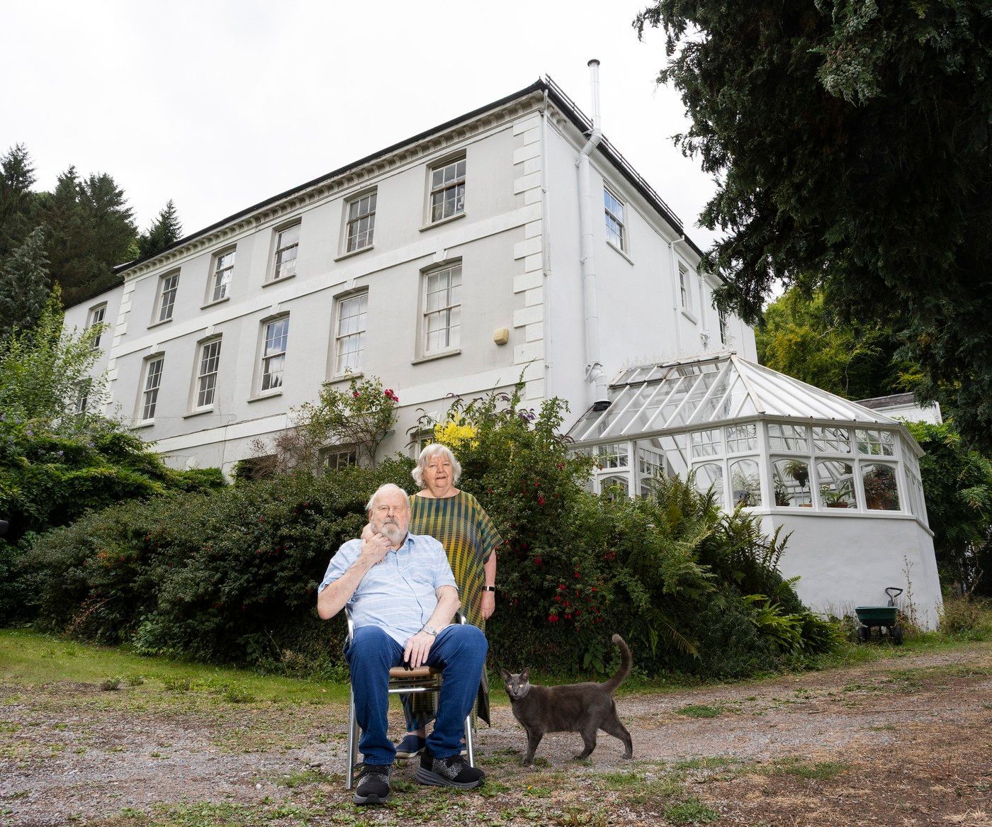 dům, prodej, past, vězení, peníze, sesuv, půda