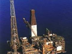 Ropná plošina společnosti Woodside Petroleum v západní části Austrálie