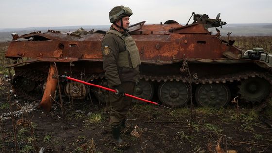 Ukrajinský voják, Ukrajina, minové pole.