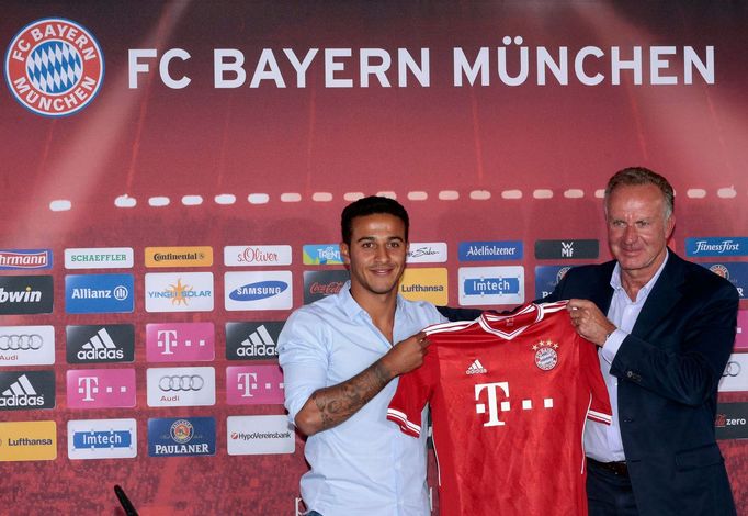 Thiago Alcántara, nová posila Bayernu Mnichov (a Rummenige)